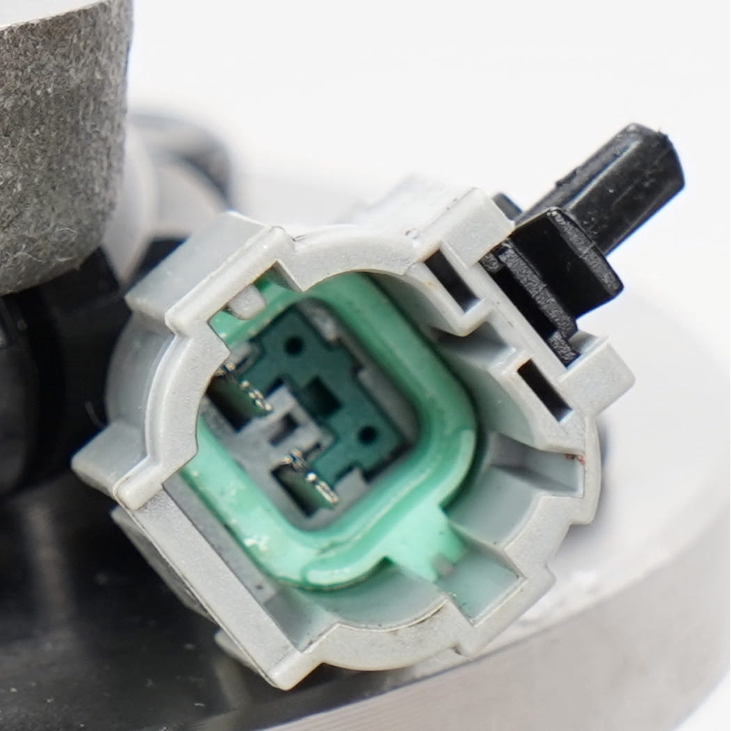 Hanhub 515125 Hab roda depan dan perhimpunan galas yang serasi dengan QX56 Armada Titan menggantikan BR930829 SP500703 40202-ZR00B 40202-ZR40A 40202-ZR40B 6-LUG 6-LUG 6-LUG 6-LUG